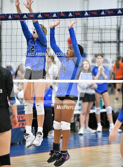 Thumbnail 2 in Episcopal JV-B vs Castle Hills (CHSM Invitational Tournament) photogallery.