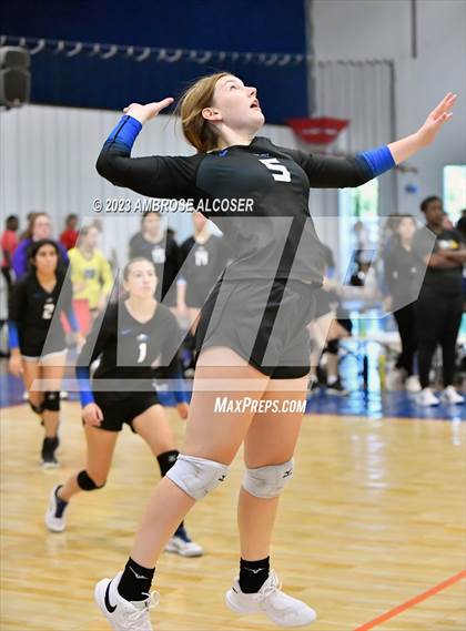 Thumbnail 1 in Episcopal JV-B vs Castle Hills (CHSM Invitational Tournament) photogallery.