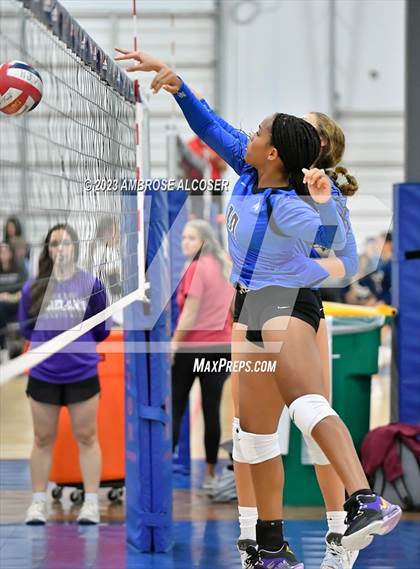 Thumbnail 1 in Episcopal JV-B vs Castle Hills (CHSM Invitational Tournament) photogallery.
