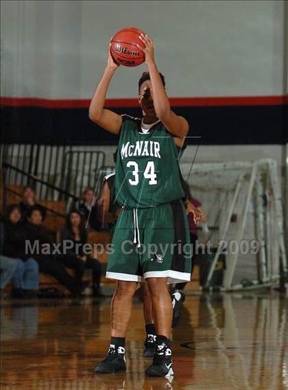 Thumbnail 3 in McNair vs. Kennedy (CIF SJS D1 Playoffs) photogallery.