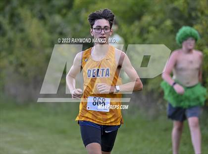 Thumbnail 3 in Delaware County Meet photogallery.