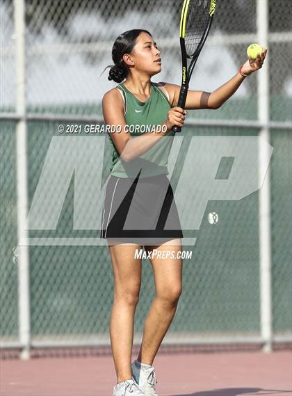 Thumbnail 1 in Kimball @ Manteca photogallery.