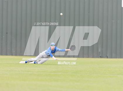 Thumbnail 3 in Frisco vs. Hebron (Lewisville-Hebron Tournament) photogallery.