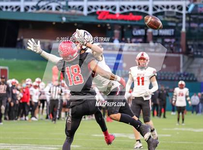 Thumbnail 1 in Rockwall-Heath vs. Cedar Hill (UIL 6A Division 2 Quarterfinals) photogallery.