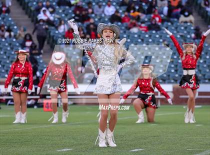 Thumbnail 2 in Rockwall-Heath vs. Cedar Hill (UIL 6A Division 2 Quarterfinals) photogallery.