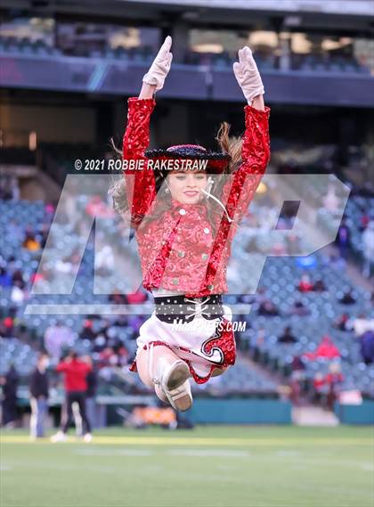 Thumbnail 1 in Rockwall-Heath vs. Cedar Hill (UIL 6A Division 2 Quarterfinals) photogallery.