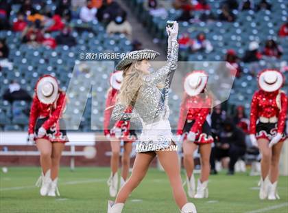 Thumbnail 3 in Rockwall-Heath vs. Cedar Hill (UIL 6A Division 2 Quarterfinals) photogallery.