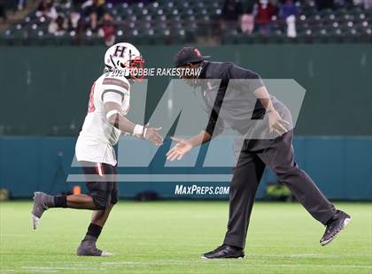Thumbnail 1 in Rockwall-Heath vs. Cedar Hill (UIL 6A Division 2 Quarterfinals) photogallery.