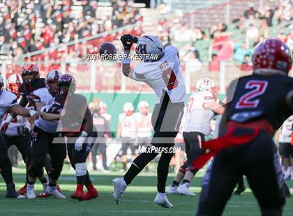 Thumbnail 1 in Rockwall-Heath vs. Cedar Hill (UIL 6A Division 2 Quarterfinals) photogallery.