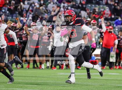 Thumbnail 1 in Rockwall-Heath vs. Cedar Hill (UIL 6A Division 2 Quarterfinals) photogallery.