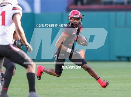 Thumbnail 2 in Rockwall-Heath vs. Cedar Hill (UIL 6A Division 2 Quarterfinals) photogallery.