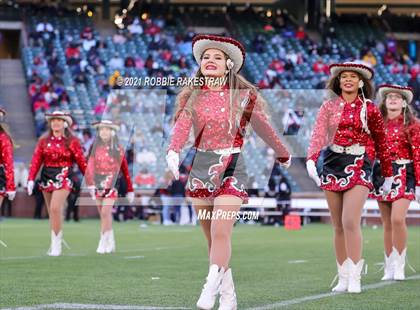 Thumbnail 3 in Rockwall-Heath vs. Cedar Hill (UIL 6A Division 2 Quarterfinals) photogallery.