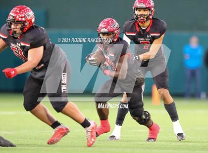 Thumbnail 2 in Rockwall-Heath vs. Cedar Hill (UIL 6A Division 2 Quarterfinals) photogallery.