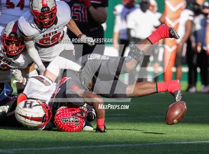 Thumbnail 1 in Rockwall-Heath vs. Cedar Hill (UIL 6A Division 2 Quarterfinals) photogallery.