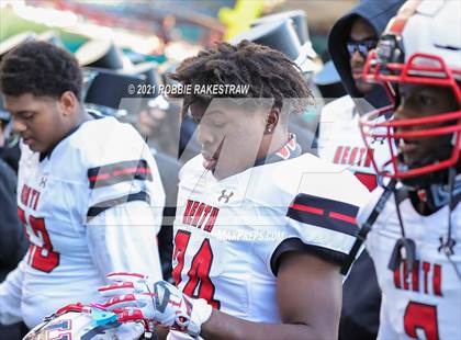 Thumbnail 1 in Rockwall-Heath vs. Cedar Hill (UIL 6A Division 2 Quarterfinals) photogallery.