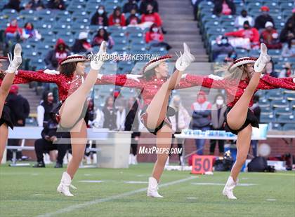 Thumbnail 1 in Rockwall-Heath vs. Cedar Hill (UIL 6A Division 2 Quarterfinals) photogallery.