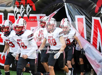 Thumbnail 3 in Rockwall-Heath vs. Cedar Hill (UIL 6A Division 2 Quarterfinals) photogallery.