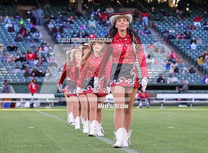 Thumbnail 2 in Rockwall-Heath vs. Cedar Hill (UIL 6A Division 2 Quarterfinals) photogallery.