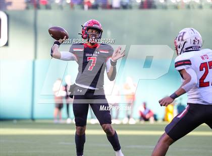 Thumbnail 2 in Rockwall-Heath vs. Cedar Hill (UIL 6A Division 2 Quarterfinals) photogallery.