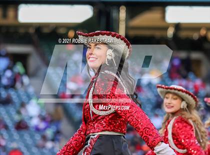 Thumbnail 2 in Rockwall-Heath vs. Cedar Hill (UIL 6A Division 2 Quarterfinals) photogallery.