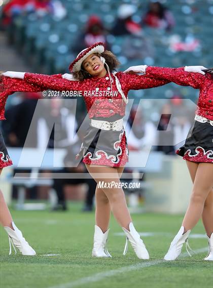 Thumbnail 3 in Rockwall-Heath vs. Cedar Hill (UIL 6A Division 2 Quarterfinals) photogallery.