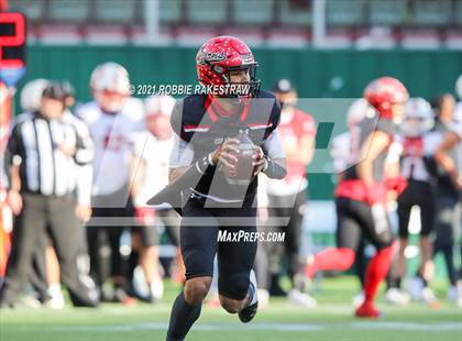 Thumbnail 2 in Rockwall-Heath vs. Cedar Hill (UIL 6A Division 2 Quarterfinals) photogallery.