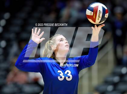 Thumbnail 1 in Windthorst vs. Schulenburg (UIL 2A Semifinal) photogallery.