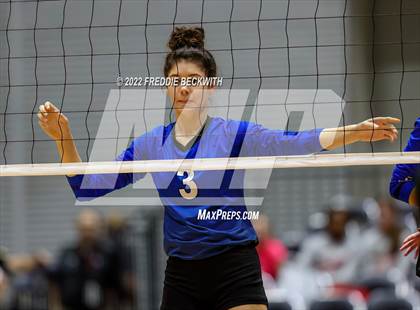 Thumbnail 3 in Windthorst vs. Schulenburg (UIL 2A Semifinal) photogallery.