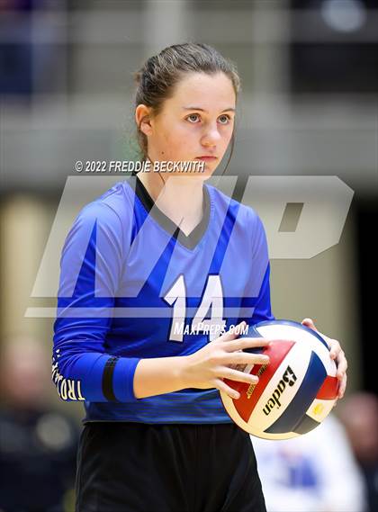 Thumbnail 1 in Windthorst vs. Schulenburg (UIL 2A Semifinal) photogallery.