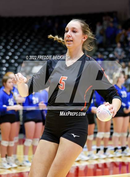 Thumbnail 2 in Windthorst vs. Schulenburg (UIL 2A Semifinal) photogallery.