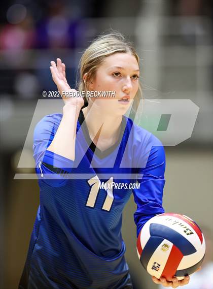 Thumbnail 2 in Windthorst vs. Schulenburg (UIL 2A Semifinal) photogallery.