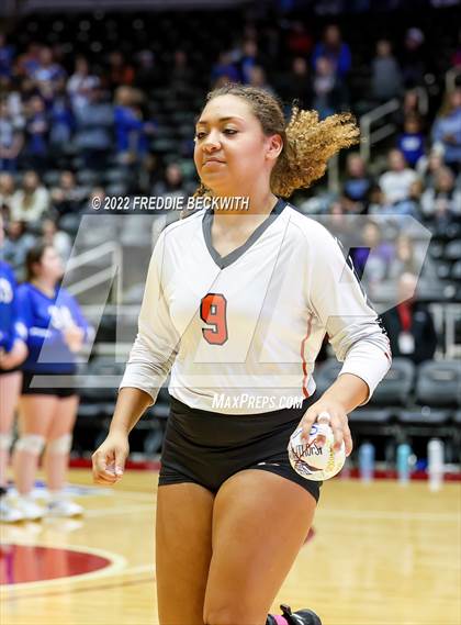 Thumbnail 3 in Windthorst vs. Schulenburg (UIL 2A Semifinal) photogallery.