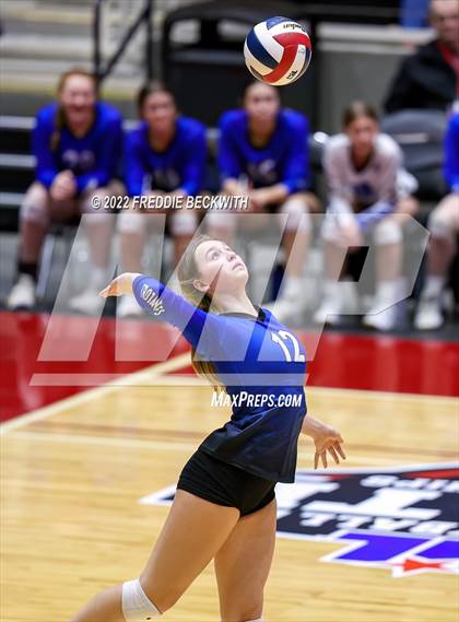 Thumbnail 3 in Windthorst vs. Schulenburg (UIL 2A Semifinal) photogallery.