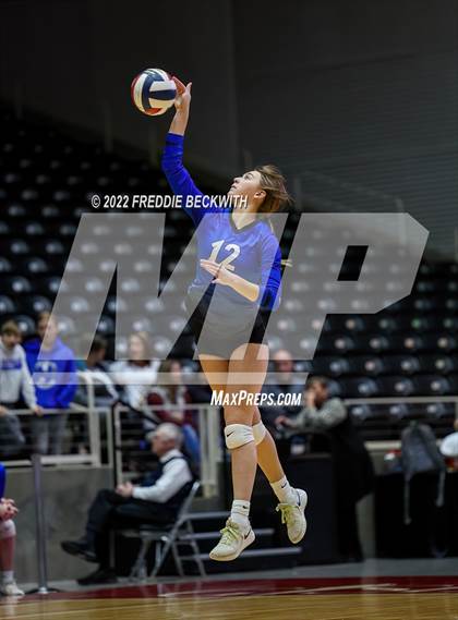 Thumbnail 3 in Windthorst vs. Schulenburg (UIL 2A Semifinal) photogallery.