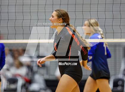 Thumbnail 3 in Windthorst vs. Schulenburg (UIL 2A Semifinal) photogallery.