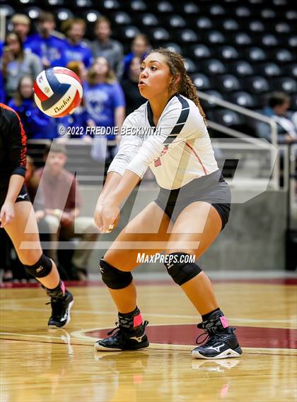 Thumbnail 2 in Windthorst vs. Schulenburg (UIL 2A Semifinal) photogallery.