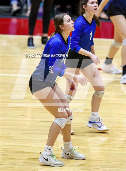 Thumbnail 2 in Windthorst vs. Schulenburg (UIL 2A Semifinal) photogallery.