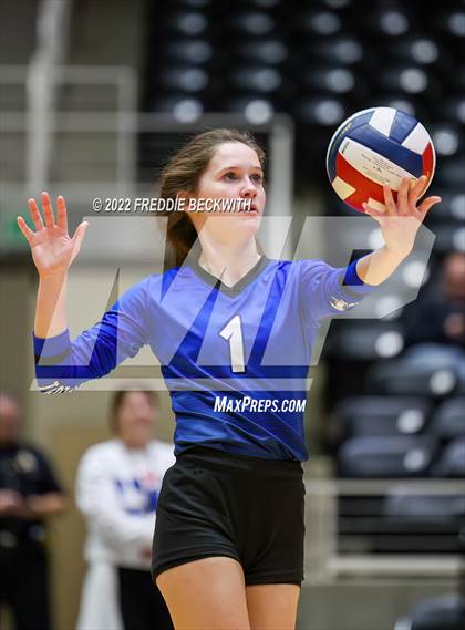 Thumbnail 3 in Windthorst vs. Schulenburg (UIL 2A Semifinal) photogallery.