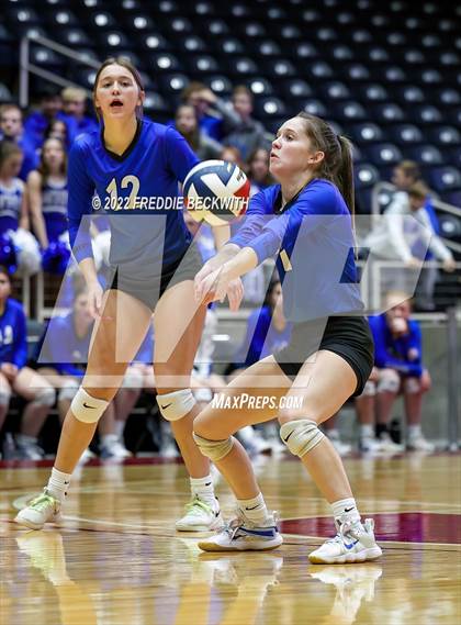 Thumbnail 3 in Windthorst vs. Schulenburg (UIL 2A Semifinal) photogallery.