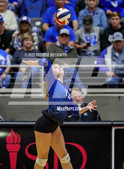 Thumbnail 1 in Windthorst vs. Schulenburg (UIL 2A Semifinal) photogallery.