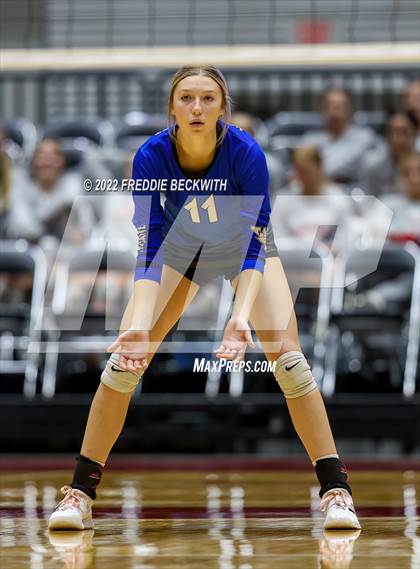 Thumbnail 3 in Windthorst vs. Schulenburg (UIL 2A Semifinal) photogallery.