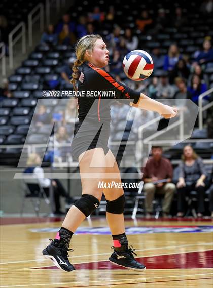 Thumbnail 3 in Windthorst vs. Schulenburg (UIL 2A Semifinal) photogallery.