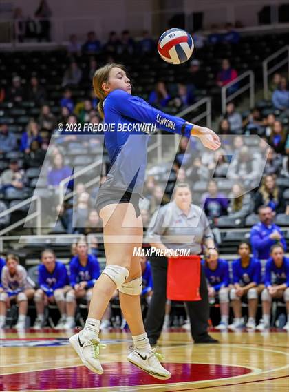 Thumbnail 1 in Windthorst vs. Schulenburg (UIL 2A Semifinal) photogallery.