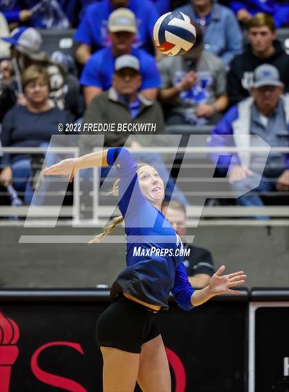Thumbnail 3 in Windthorst vs. Schulenburg (UIL 2A Semifinal) photogallery.