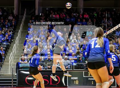 Thumbnail 3 in Windthorst vs. Schulenburg (UIL 2A Semifinal) photogallery.