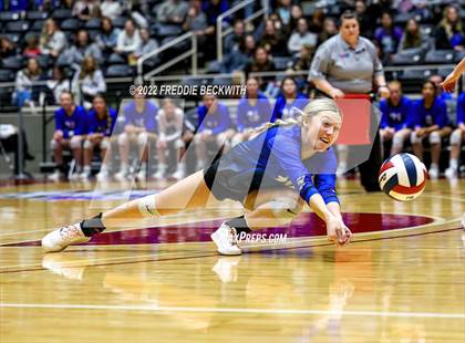 Thumbnail 3 in Windthorst vs. Schulenburg (UIL 2A Semifinal) photogallery.