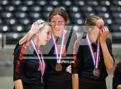 Thumbnail 2 in Windthorst vs. Schulenburg (UIL 2A Semifinal) photogallery.