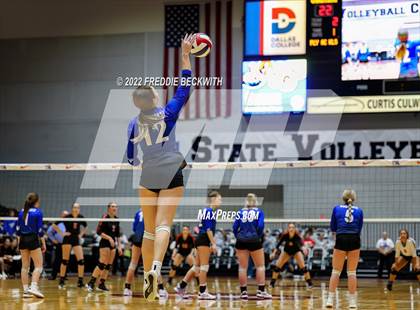 Thumbnail 1 in Windthorst vs. Schulenburg (UIL 2A Semifinal) photogallery.