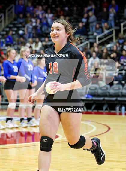 Thumbnail 1 in Windthorst vs. Schulenburg (UIL 2A Semifinal) photogallery.