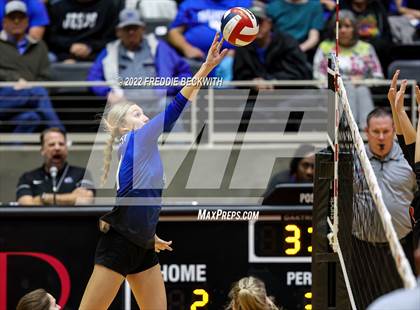 Thumbnail 1 in Windthorst vs. Schulenburg (UIL 2A Semifinal) photogallery.